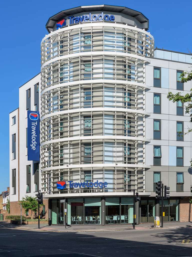 Travelodge London Хаунслоу Экстерьер фото