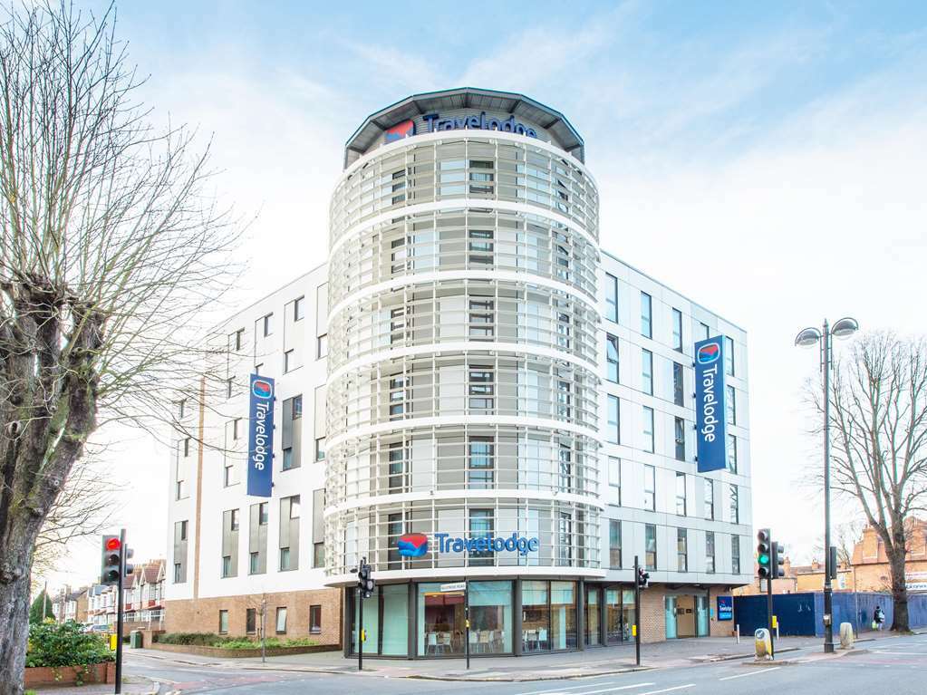 Travelodge London Хаунслоу Экстерьер фото